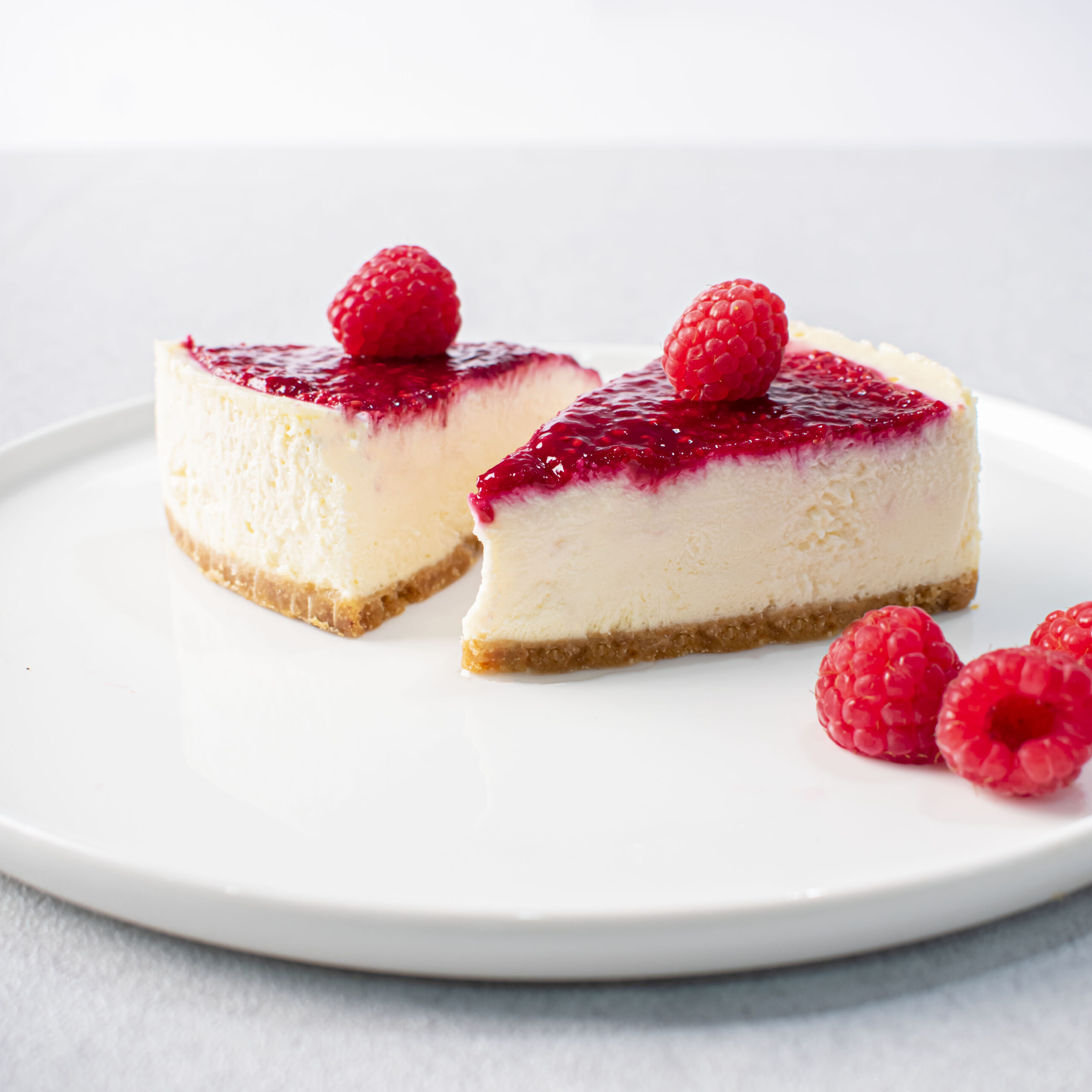 NewYorkStyleCheeseCakeSlice2pcs275g scaled