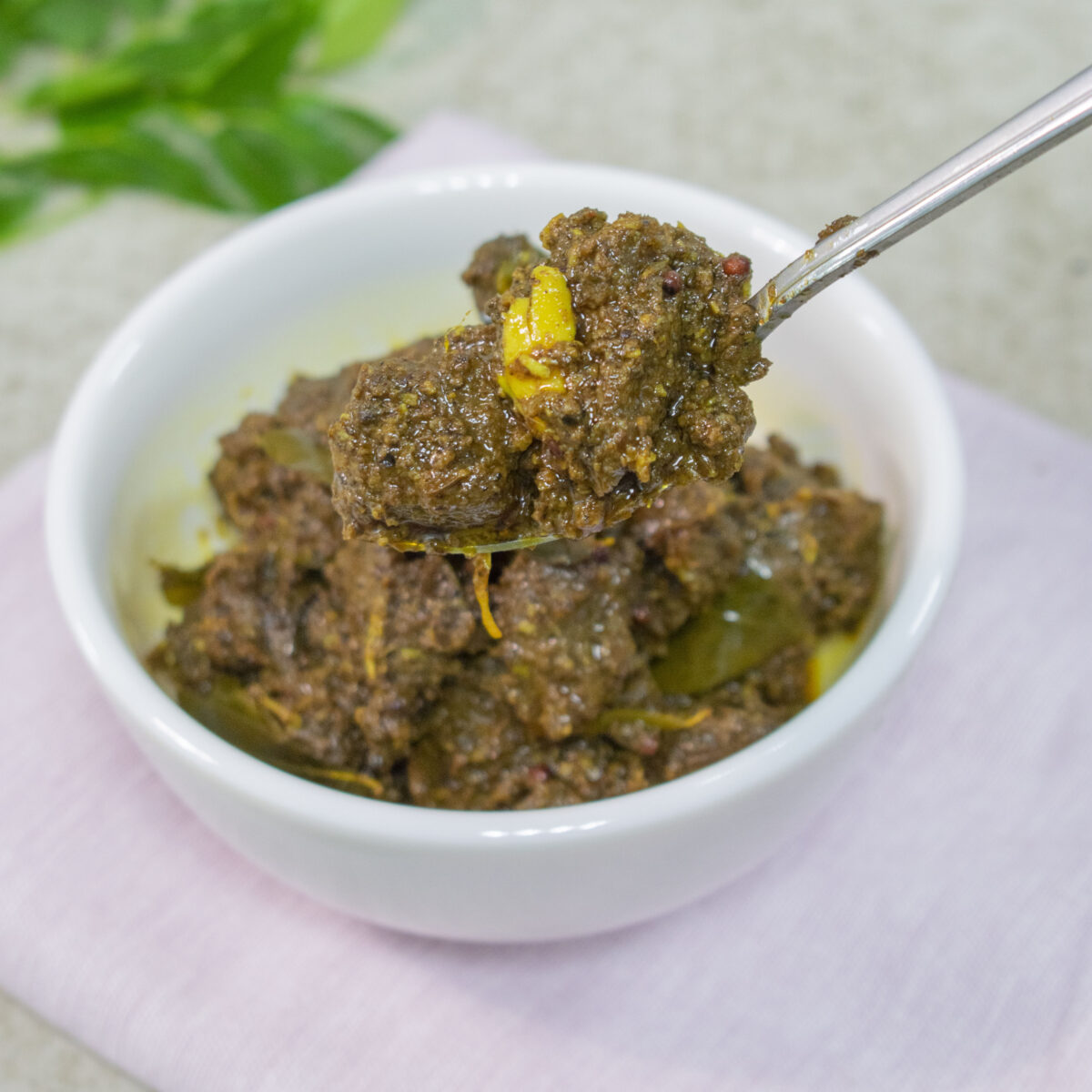 Fresh Hyderabadi Mutton Pickle (200g) - Image 3