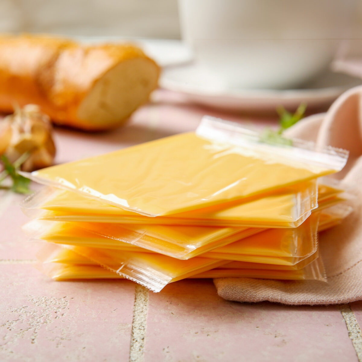 Cheese Slice 765g (51 slices)  100% Dairy | American Mark - Image 2